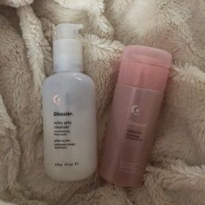 GLOSSIER MILKY JELLY CLEANSER AND SOLUTION DUO
